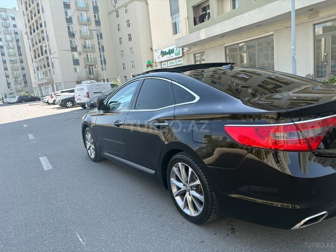 Hyundai Grandeur-8