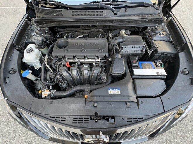Hyundai Grandeur-17
