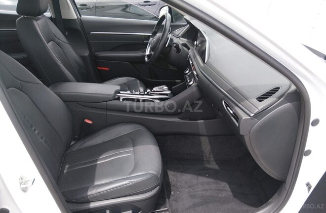 Hyundai Sonata-7