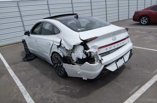 Hyundai Sonata-5