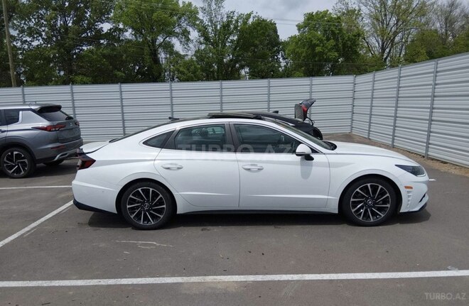Hyundai Sonata-6