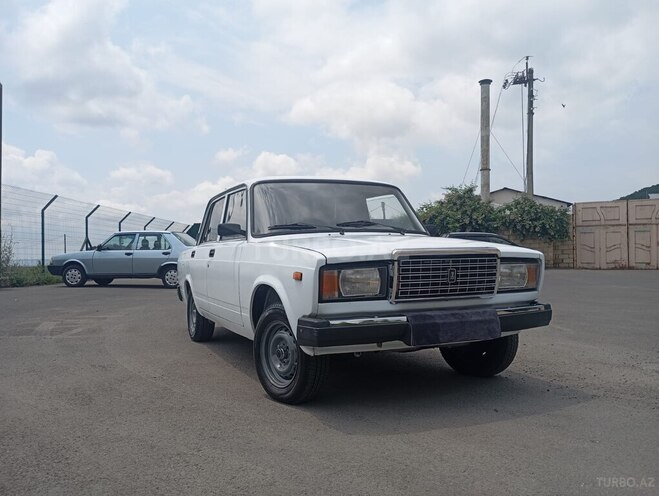 LADA (VAZ) 2107-3