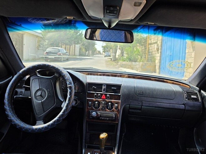 Mercedes C 240-3