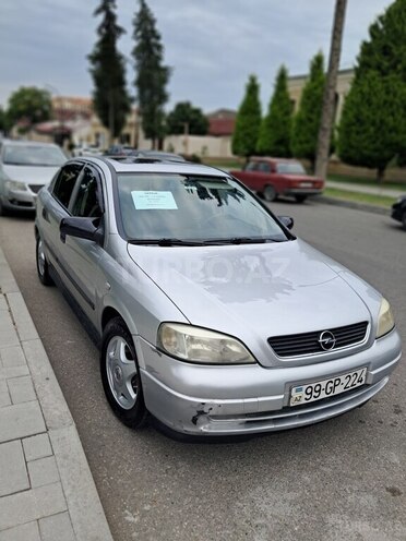 Opel Astra-1