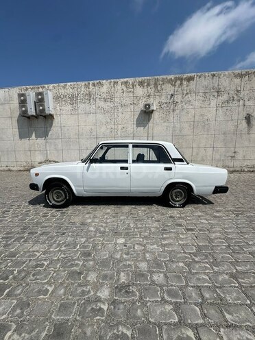 LADA (VAZ) 2107-5