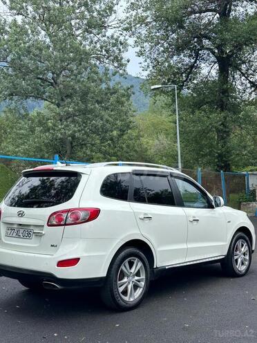 Hyundai Santa Fe-6