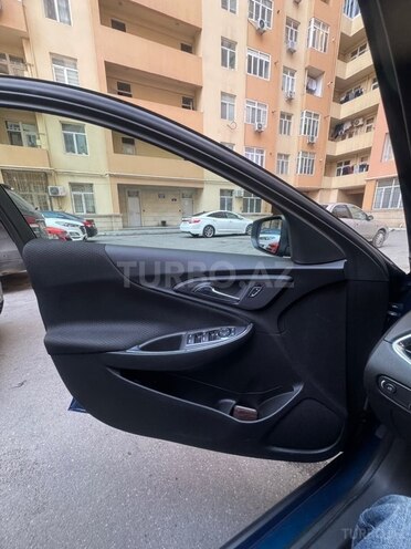 Chevrolet Malibu-9
