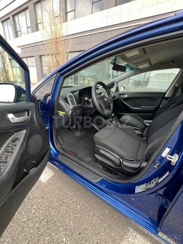 Kia Forte-7