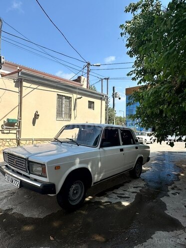 LADA (VAZ) 2107-4