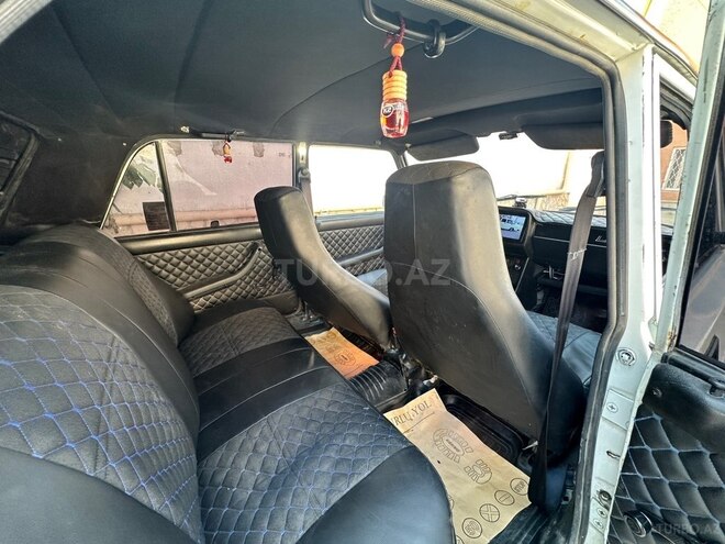 LADA (VAZ) 2107-9