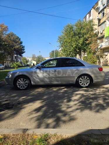 Hyundai Sonata-8