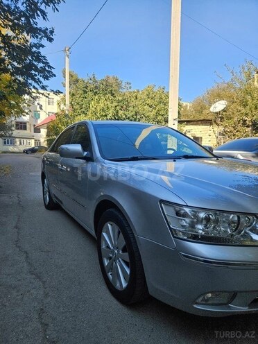 Hyundai Sonata-5