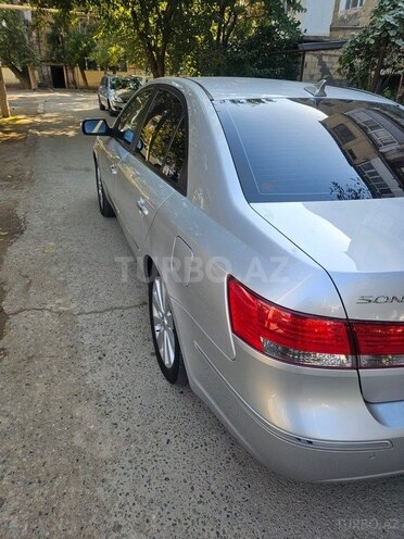 Hyundai Sonata-13