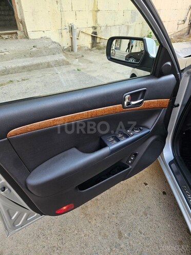 Hyundai Sonata-21