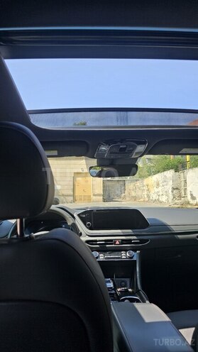 Hyundai Sonata-14