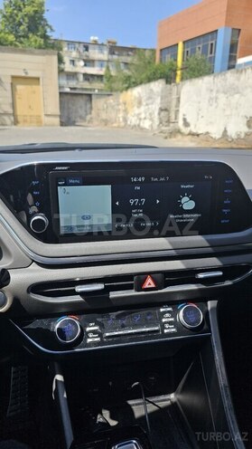 Hyundai Sonata-21