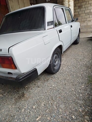 LADA (VAZ) 2107-5