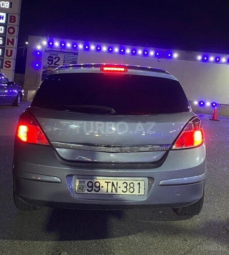 Opel Astra-2