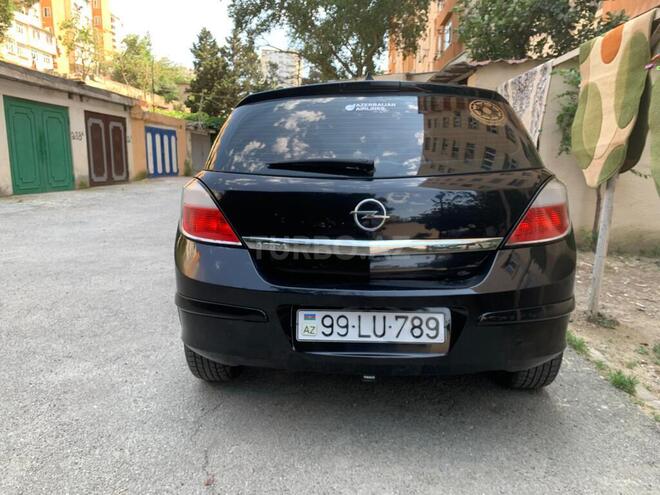 Opel Astra-2