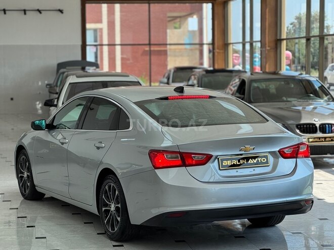 Chevrolet Malibu-10