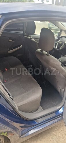 Toyota Prius-4