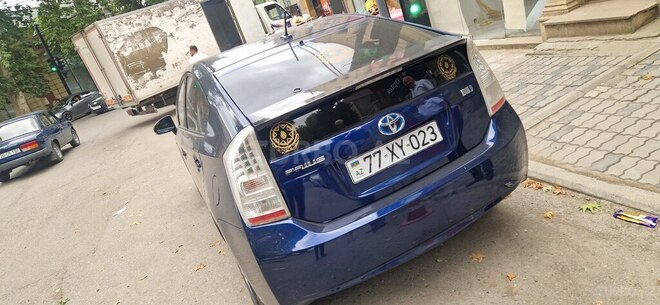 Toyota Prius-6