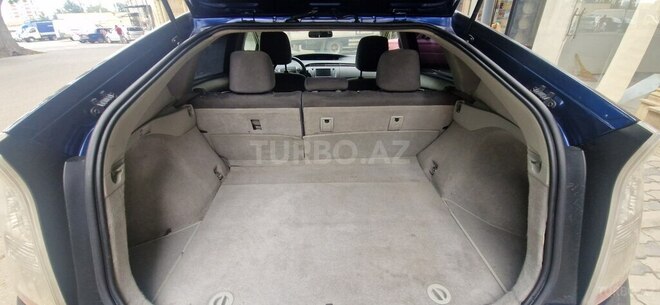 Toyota Prius-7