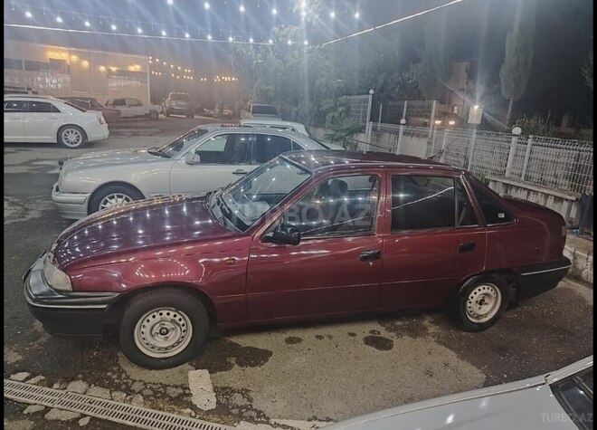 Daewoo Nexia-3