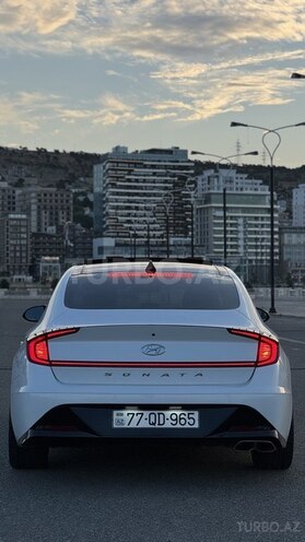 Hyundai Sonata-6