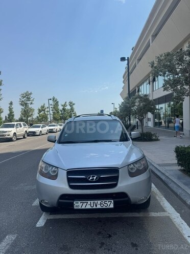 Hyundai Santa Fe-1