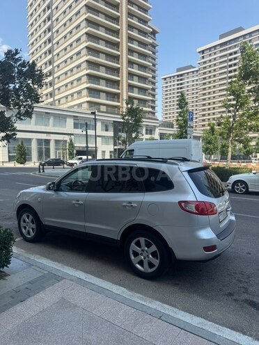 Hyundai Santa Fe-4