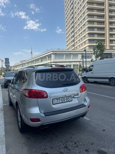 Hyundai Santa Fe-8