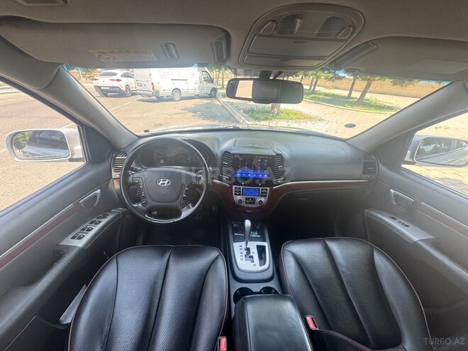 Hyundai Santa Fe-10