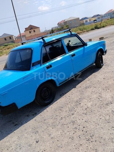 LADA (VAZ) 2107-4