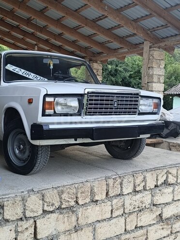 LADA (VAZ) 2107-4