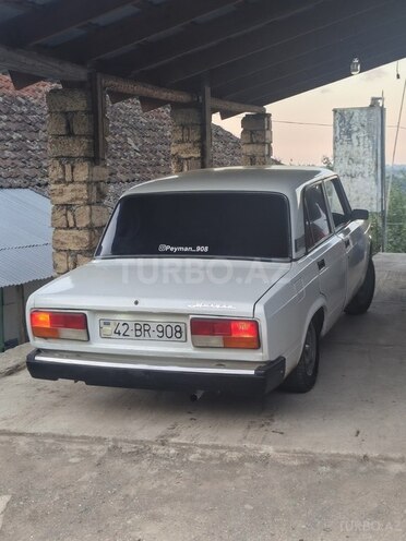 LADA (VAZ) 2107-2