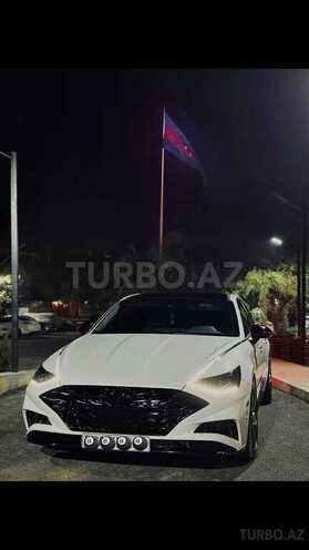 Hyundai Sonata-2
