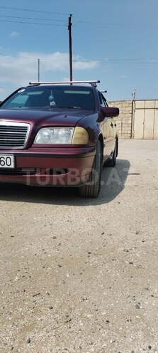 Mercedes C 180-7