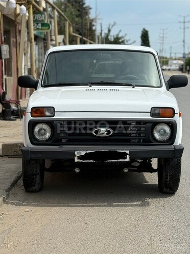 LADA (VAZ) Niva-8