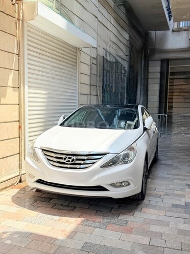Hyundai Sonata-8