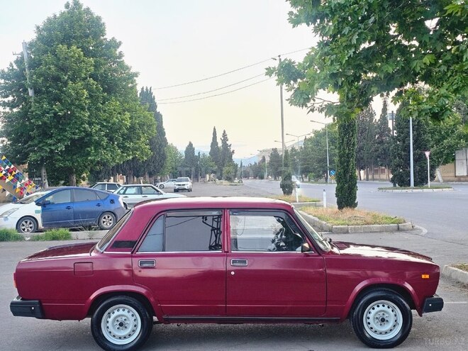 LADA (VAZ) 2107-4