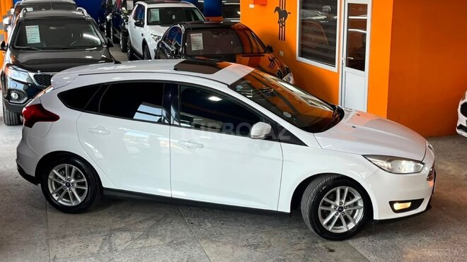 Ford Focus-5