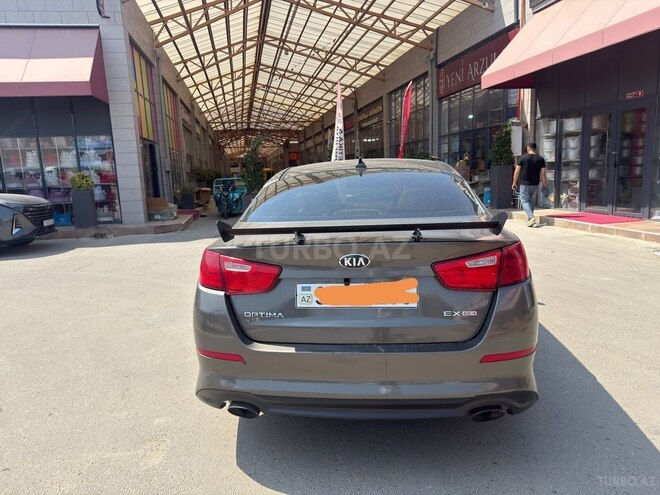 Kia Optima-2
