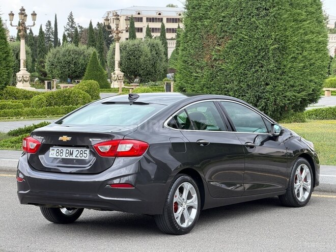 Chevrolet Cruze-8
