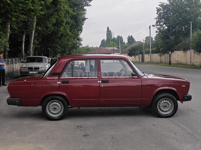 LADA (VAZ) 2107-3