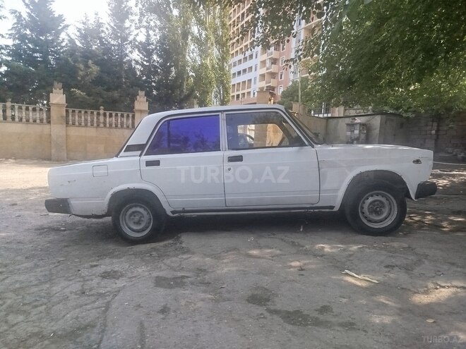 LADA (VAZ) 2107-5
