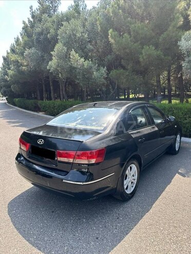 Hyundai Sonata-8