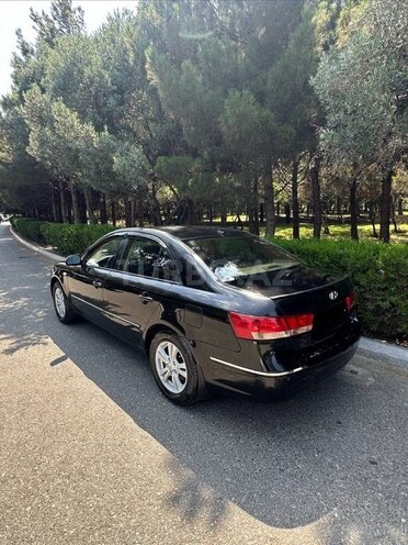 Hyundai Sonata-2