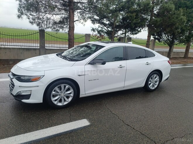 Chevrolet Malibu-8