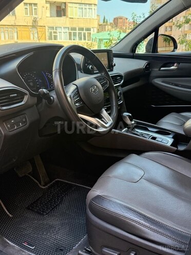 Hyundai Santa Fe-11